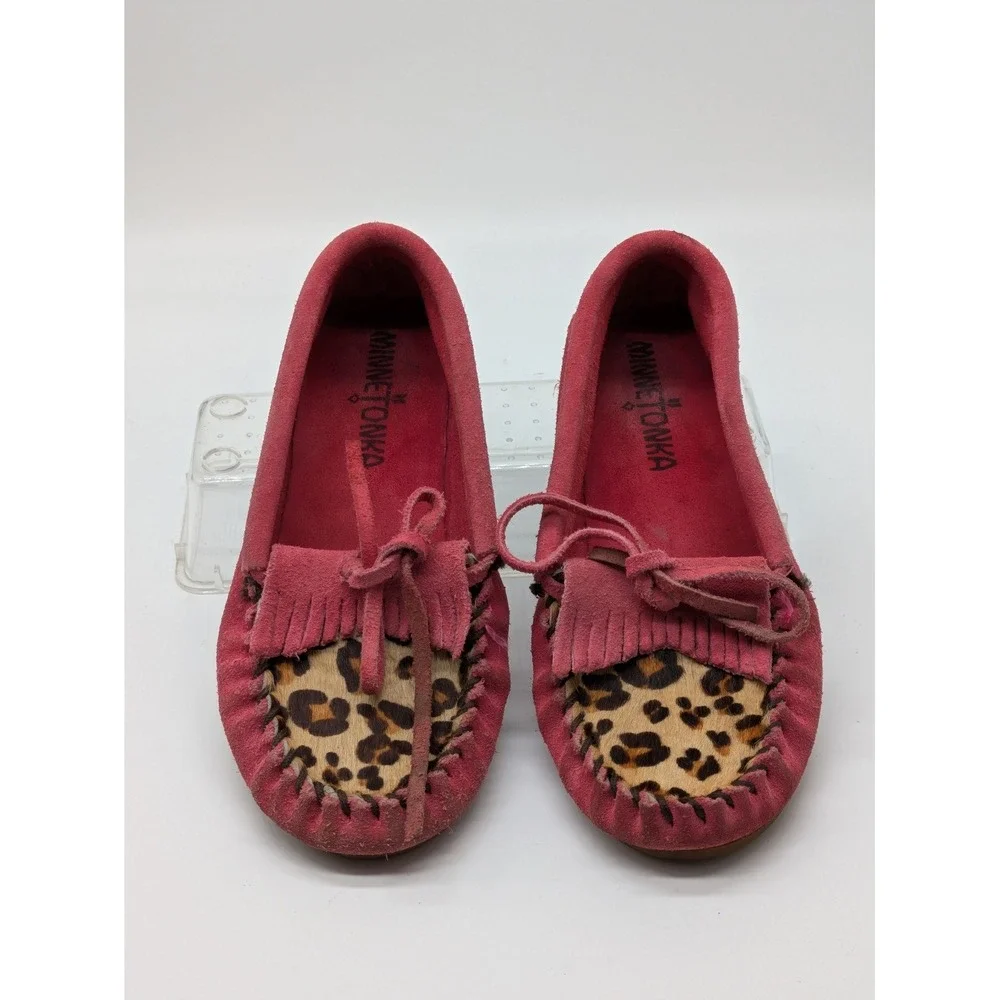 Minnetonka Girls Moccasins Size 1 Pink Suede Leopard Print Fringe Shoes